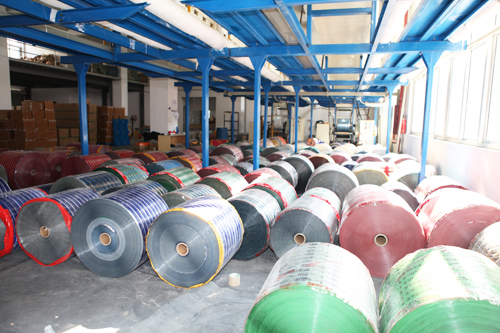 樂扣包裝半成品存放區 樂扣包裝半成品存放區